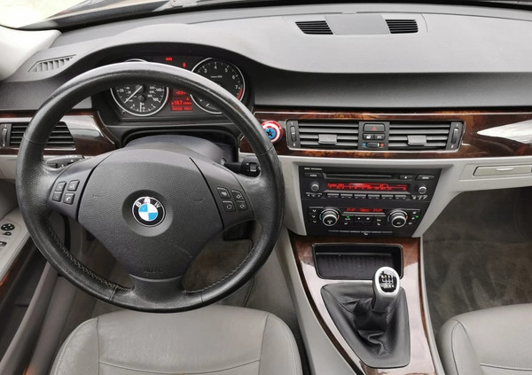 BMW Seria 3 cena 39900 przebieg: 238200, rok produkcji 2010 z Warszawa małe 326